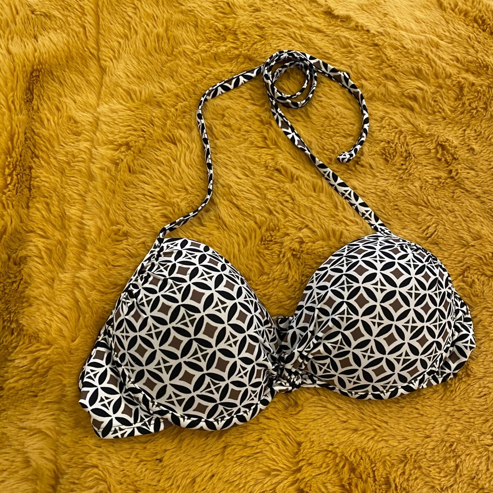 Push-up bikini top